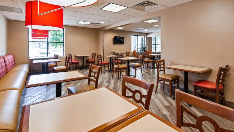 Best Western Plus Peoria — photo 4