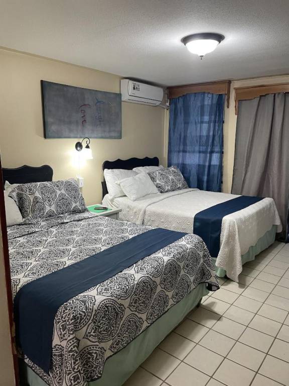 Spindrift Hotel — photo 2