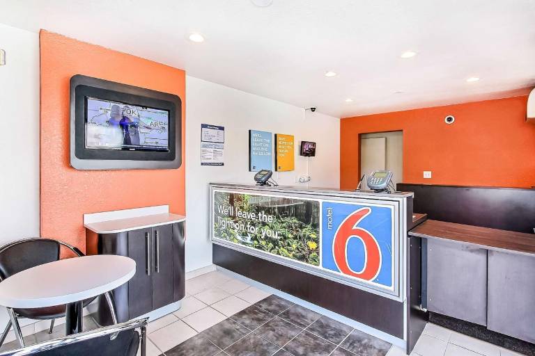 Motel 6 Sunnyvale, CA - South — photo 2