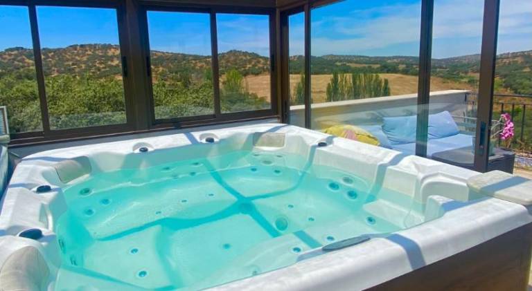 Vacation home with pool & hot tub | Dogs allowed — photo 5