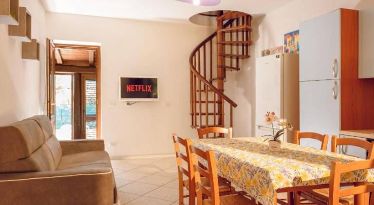 House with 2 rooms for 7 persons — photo 2