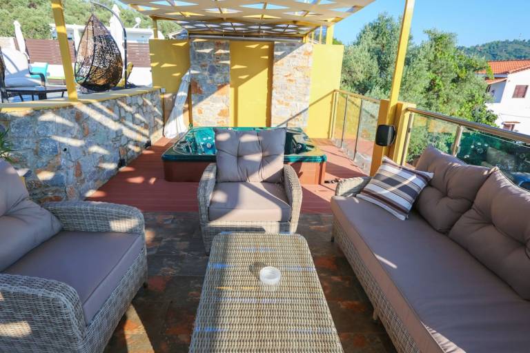Accommodation  Koukounaries
