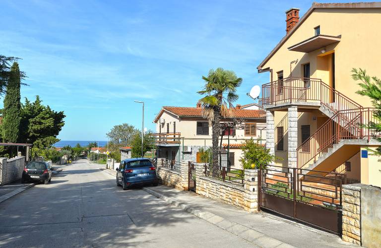 Apartament  Peroj