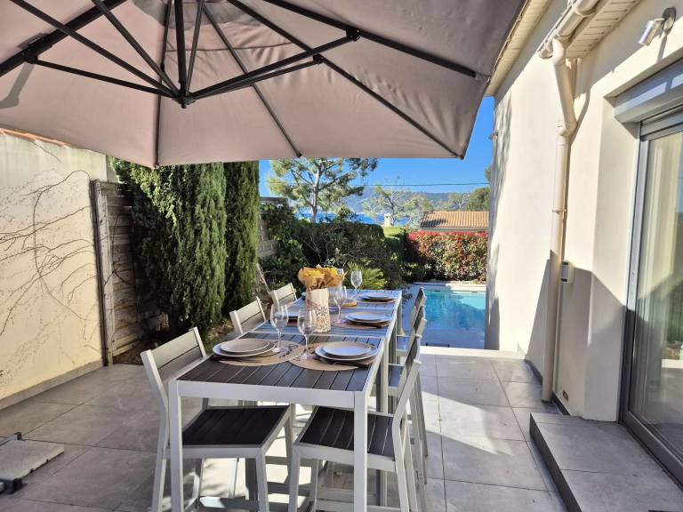 Fully equipped vacation home with terrace, BBQ & garden | Next to the beach | Pets are welcome — photo 5