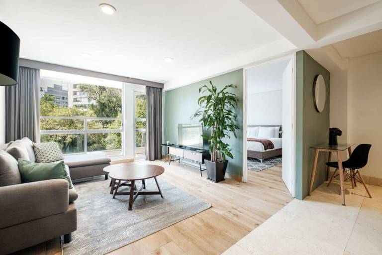Family-oriented apartment with fast internet & barbeque | Dogs allowed — photo 3