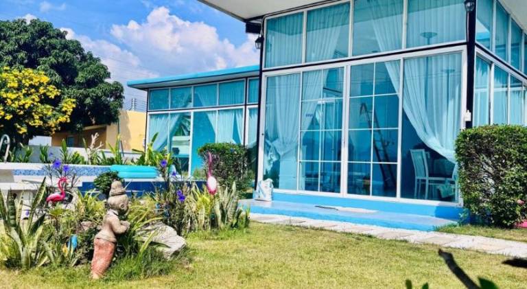Vacation home with garden, private pool & barbecue — photo 2