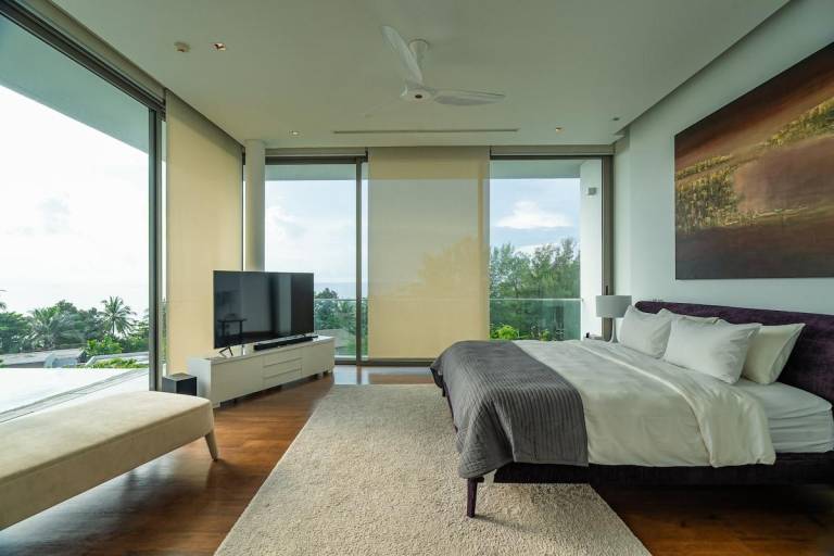 Luxury Penthouse with Stunning Beach Views — photo 2