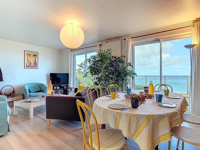 House with barbeque, yard & patio | Sea view — photo 2