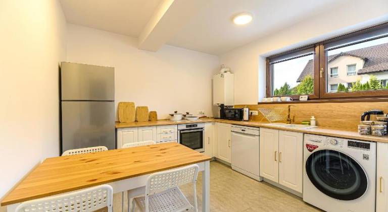 Pleasant villa with terrace & garden | Perfect for remote work | Pets are welcome — photo 4
