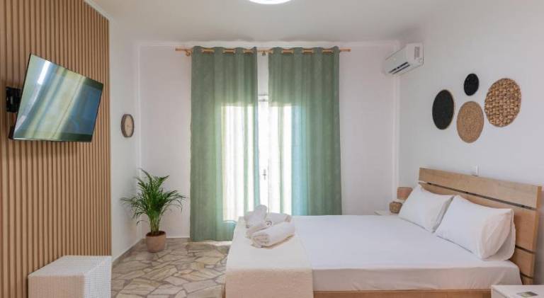Apartment with 1 room for 2 persons in Samos