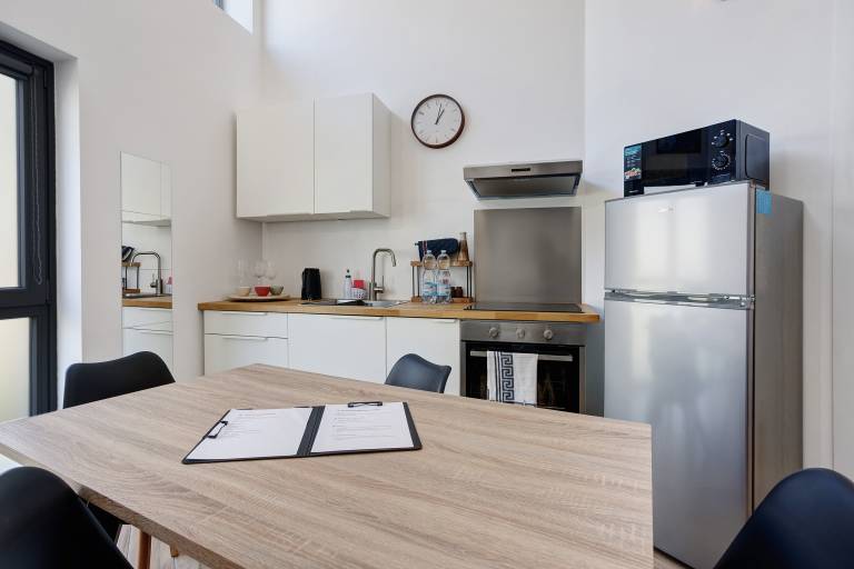 Milan Navigli Design Apartment – Remote Work and Aperitivo — photo 5