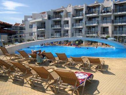 Apartment with terrace, yard & private pool | Beach nearby | Pets are welcome in Sveti Vlas