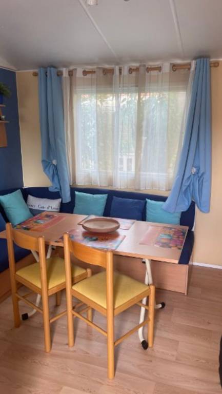 Mobile Home 'Mobilhome 6 Personnes' with Private Terrace, Wi-Fi and Air Conditioning — photo 3