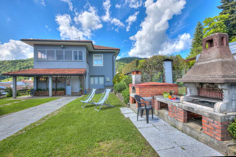 Zio Enry Garden Orta Lake