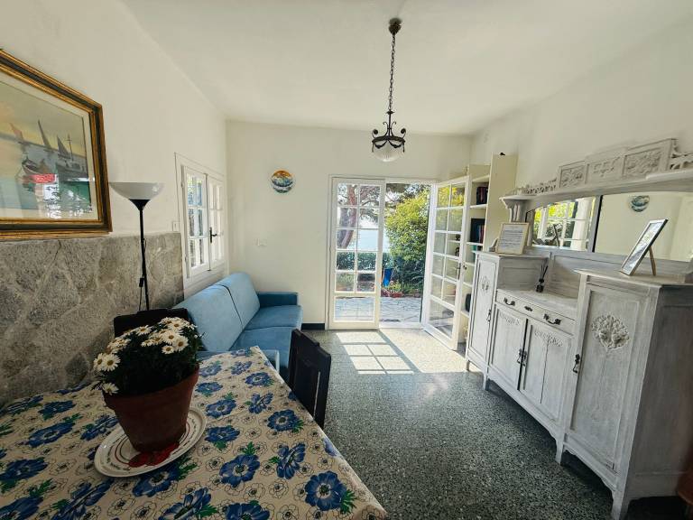 House with BBQ, garden & patio | Mountain view — photo 3