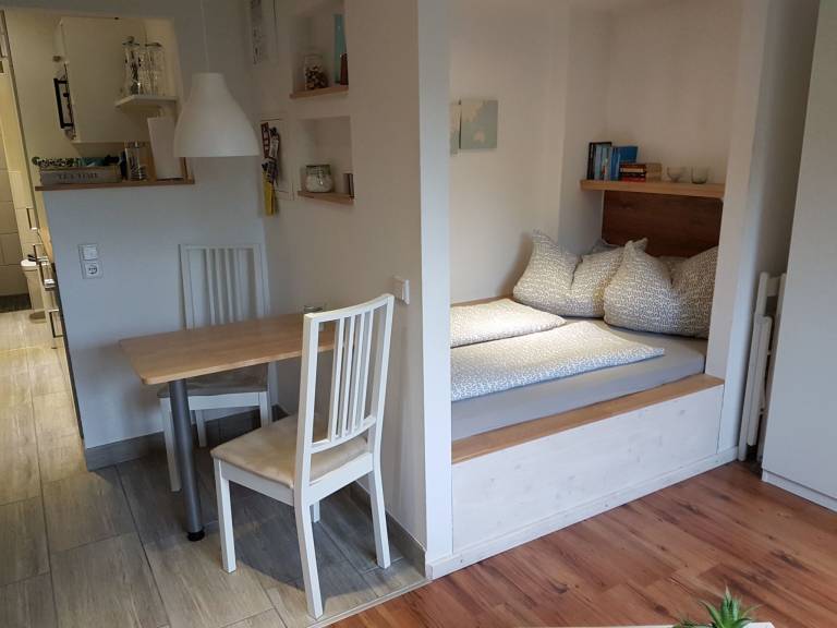 Holiday apartment with barbecue & garden — photo 2