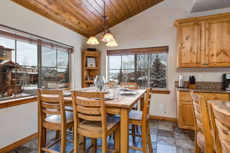 Bear Hollow Village 5478 — photo 5
