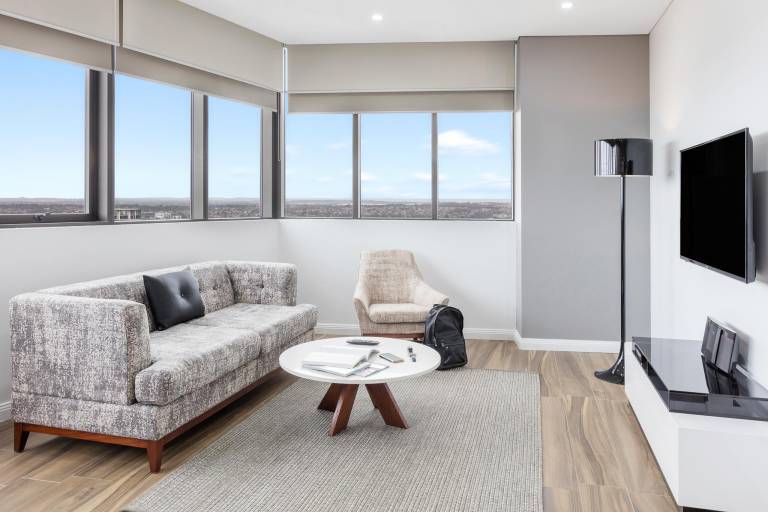 Meriton Suites Church Street Parramatta