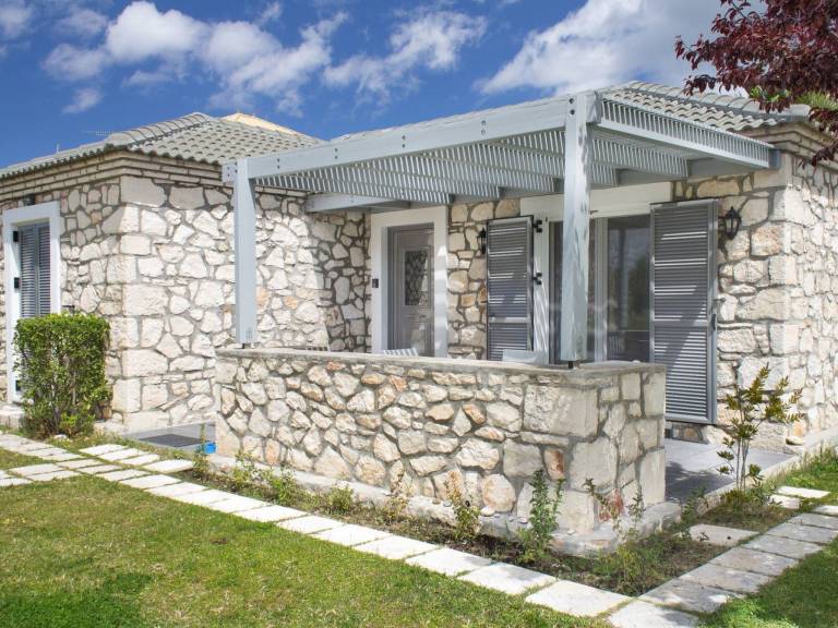Lovely vacation home with terrace, barbecue & yard | Nature view | Dogs allowed — photo 5