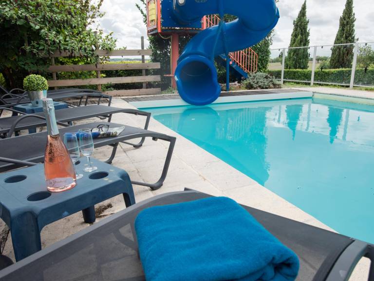 Fully equipped pleasant house with private pool & terrace | Pets allowed — photo 2