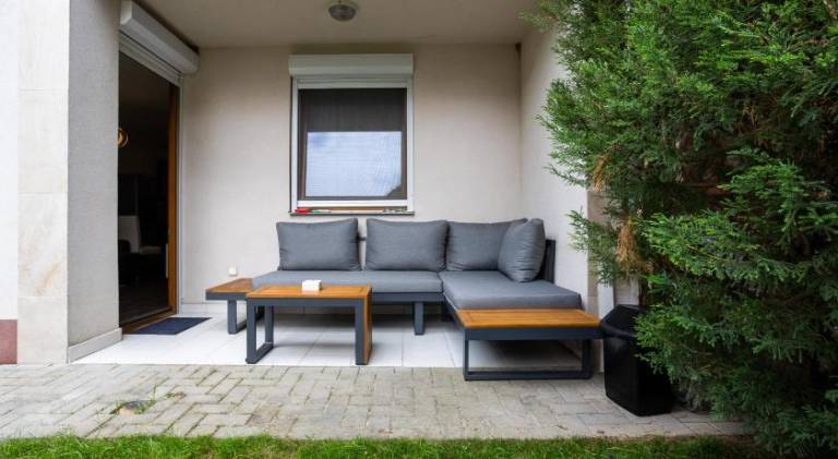 Wonderful apartment with yard | Pet-friendly in Pecs