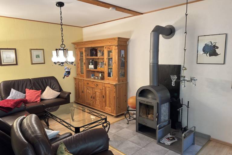 Rental apartment with patio, barbeque & yard | Pets allowed — photo 5
