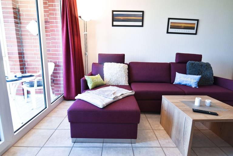 HZ19 mit Meerblick, verglastem Balkon und WLAN – 3. Etage - direkt am Strand — photo 4
