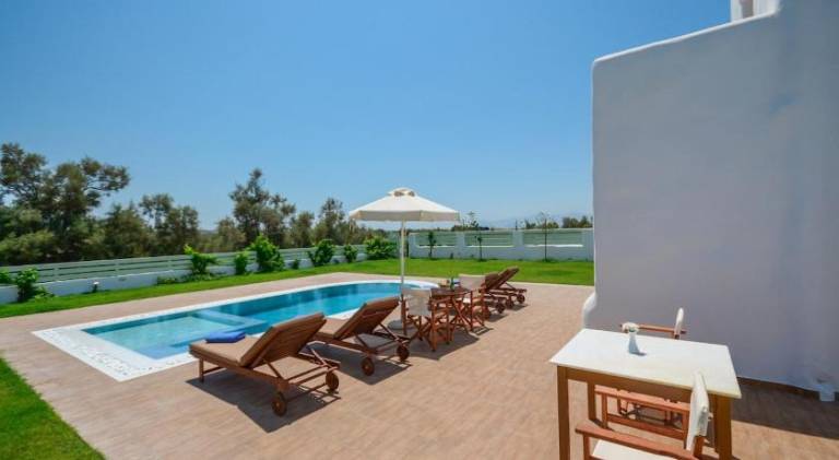 Rental apartment with pool — photo 4