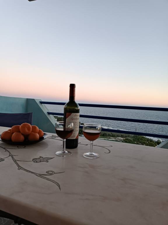 Holiday Home 'Blue Window Seaview Maisonette' with Sea View, Wi-Fi and Air Conditioning — photo 5