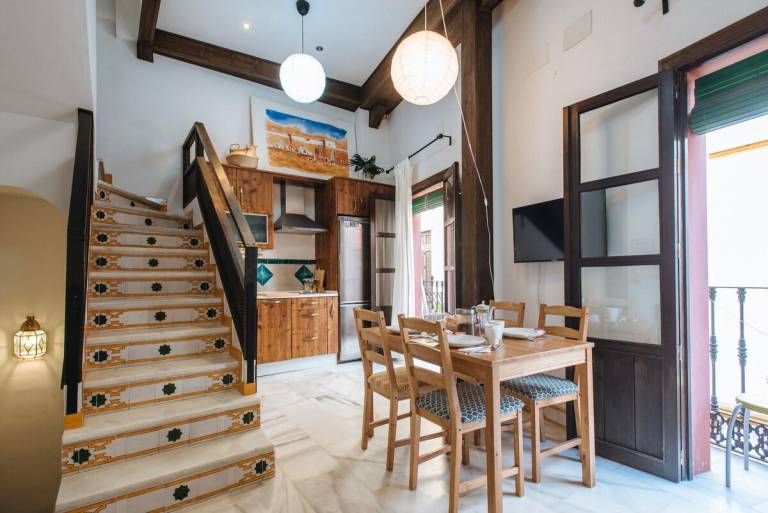 Children-friendly apartment with garden | Next to Seville Cathedral | Good for workation | Dogs allowed — photo 4