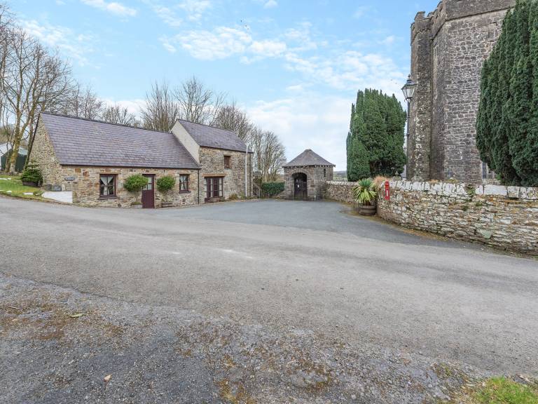 Cottage  Lampeter