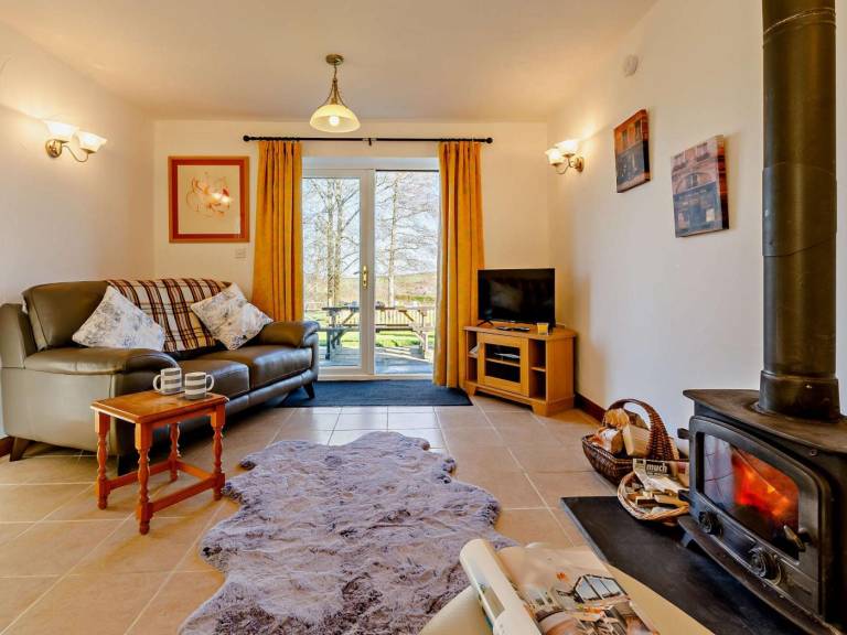 Fully equipped lovely cottage with garden & BBQ | Pet-friendly — photo 4