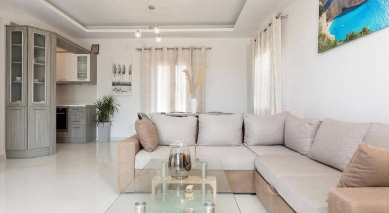 Villa with 3 rooms for 8 persons — photo 2