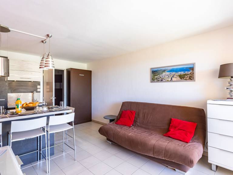 Rental apartment with patio, pool & garden | Sea view | Next to the beach | Pets are welcome — photo 3