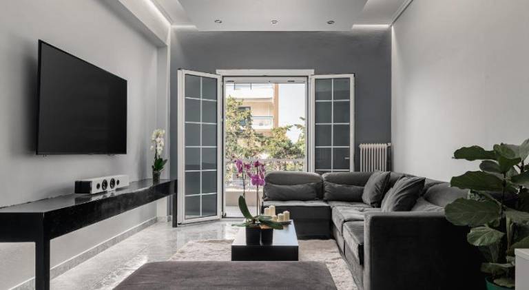 Holiday apartment with 2 rooms for 6 persons in Glyfada