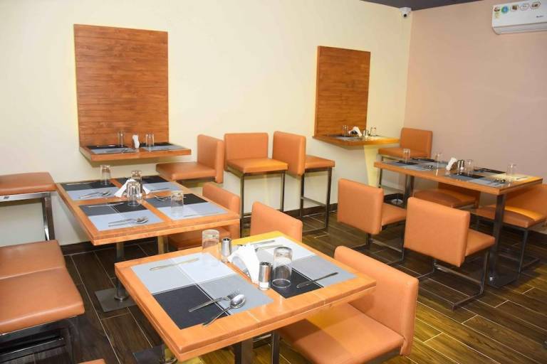 HOTEL SAI KRISH GRAND (AIRPORT HOTEL) — photo 3