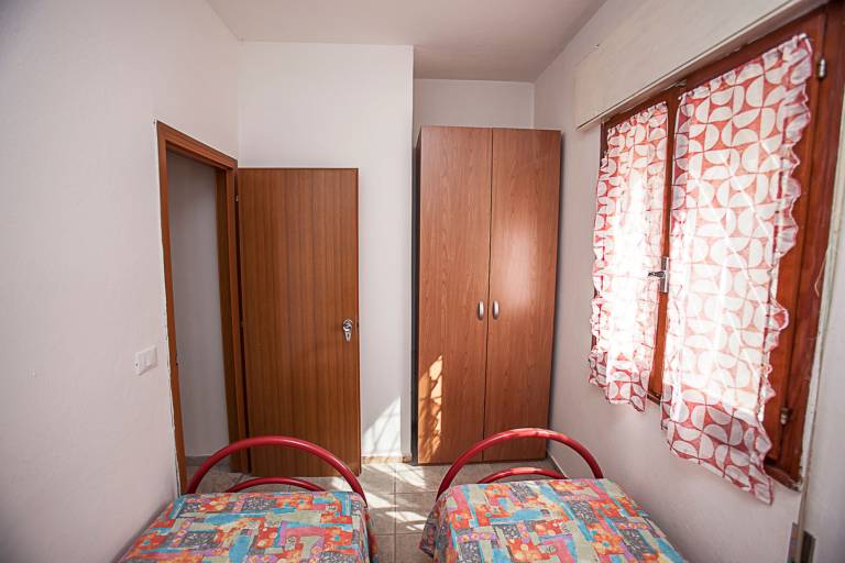 Holiday apartment with terrace & garden | Garden view — photo 5