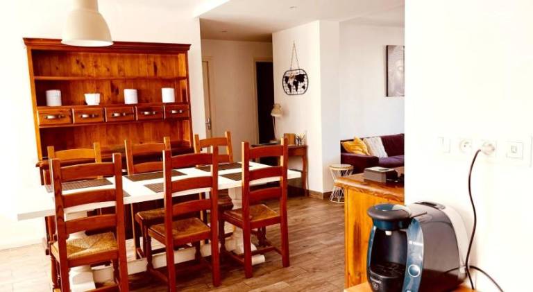 Holiday apartment with terrace — photo 4