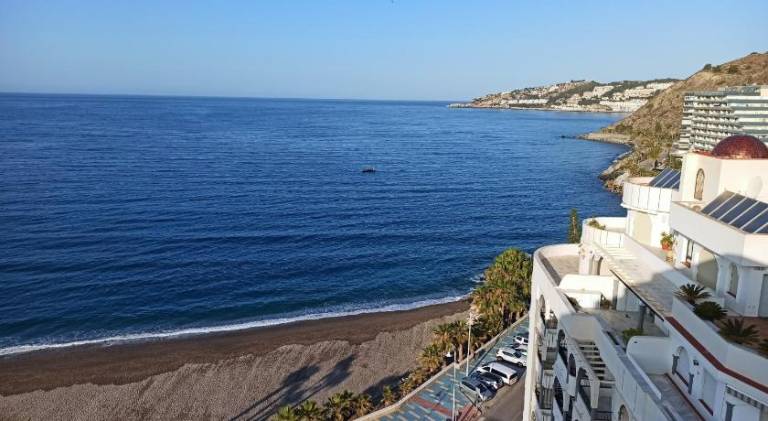 Rental apartment with pool & terrace — photo 4