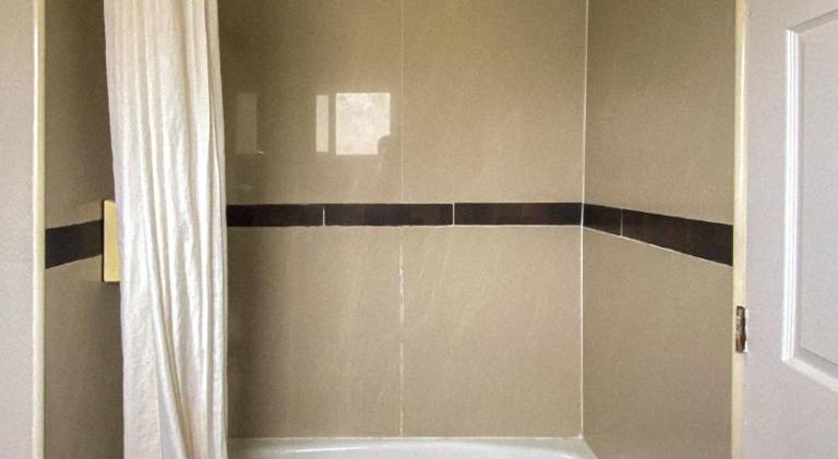 Rockview Inn and Suites — photo 5