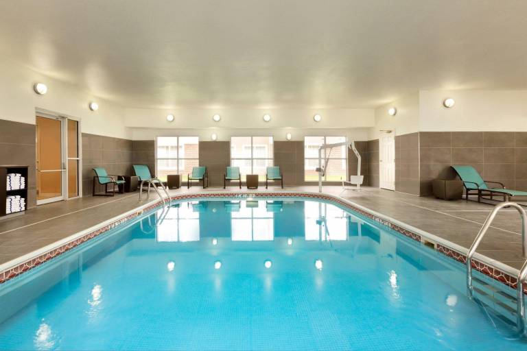 Residence Inn by Marriott Cleveland Airport/Middleburg Heights — photo 2