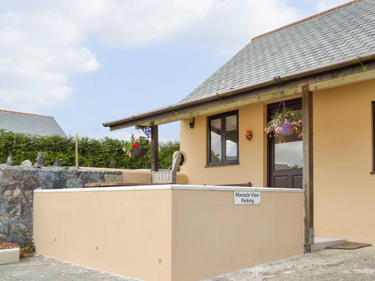 Cottage Coverack