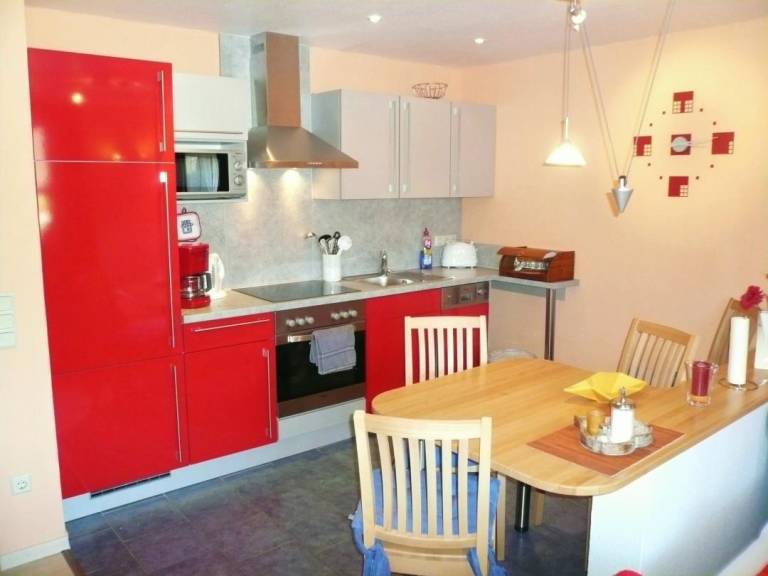 Apartment with terrace — photo 4