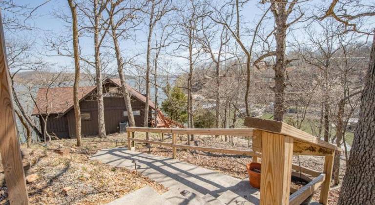 House | Pet-friendly in Green Bay, MO