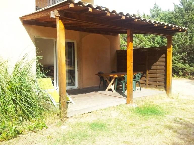 Apartment with barbecue, pool & yard | Mountain view — photo 3
