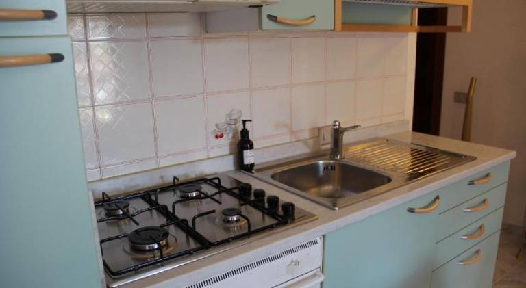 House with 2 rooms for 4 persons — photo 4