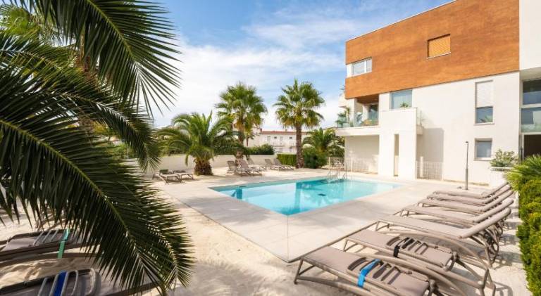 Sun Beach Residence con Piscina - Piazza Brescia - Adria Holiday Jesolo - FAMILY APARTMENTS in Jesolo