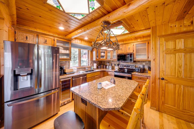 Lake & Mtn Views: Spectacular Grand Lake Home — photo 3