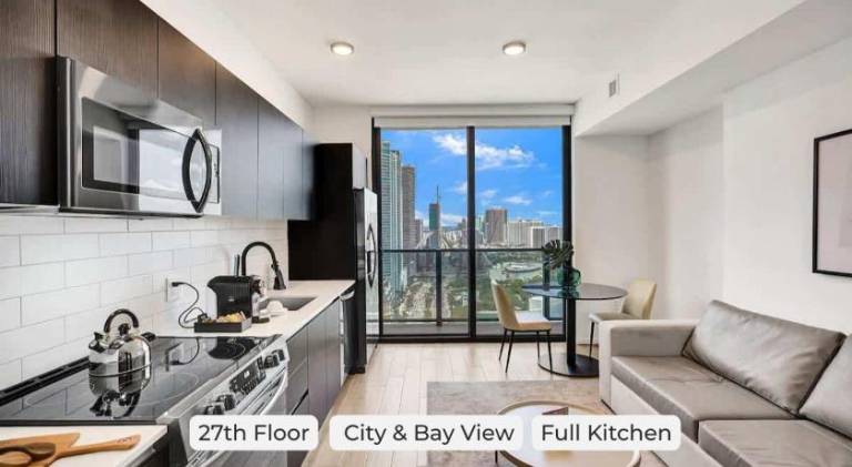 Charming rental apartment | Near Bayside Marketplace | Dogs allowed in Miami, FL