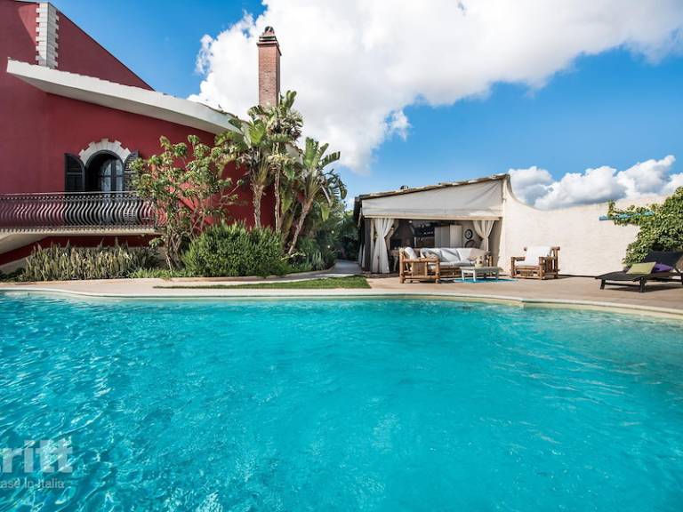 House with sauna, terrace & private pool in Trapani